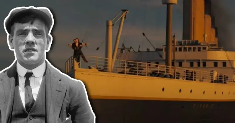 Młody mężczyzna w czapce i garniturze obok sceny z filmu Titanic, gdzie para stoi na dziobie statku.