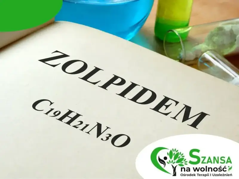 Zolpidem, jego wzór chemiczny C19H21N3O, na tle laboratoryjnym. Logo "Szansa na wolność" sugeruje pomoc w leczeniu uzależnień.