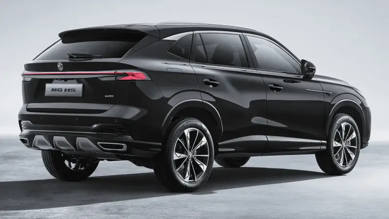 Czarne MG HS PHEV, czyli plug-in hybrid, to nowoczesny SUV. Zastanawiasz się phev co to? To samochód łączący silnik spalinowy z elektrycznym.