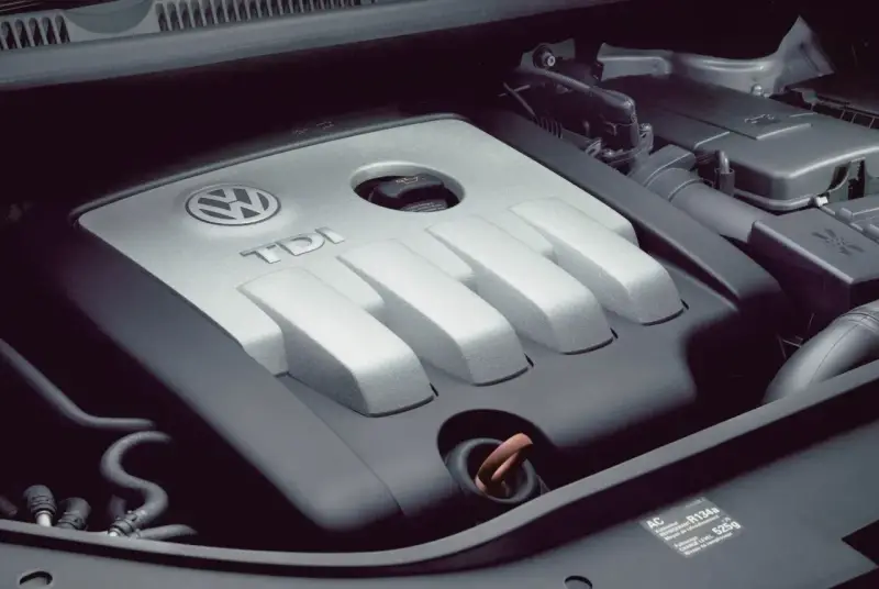 Silnik 2.0 TDI. Sprawdzanie poziomu oleju jest kluczowe dla jego żywotności.