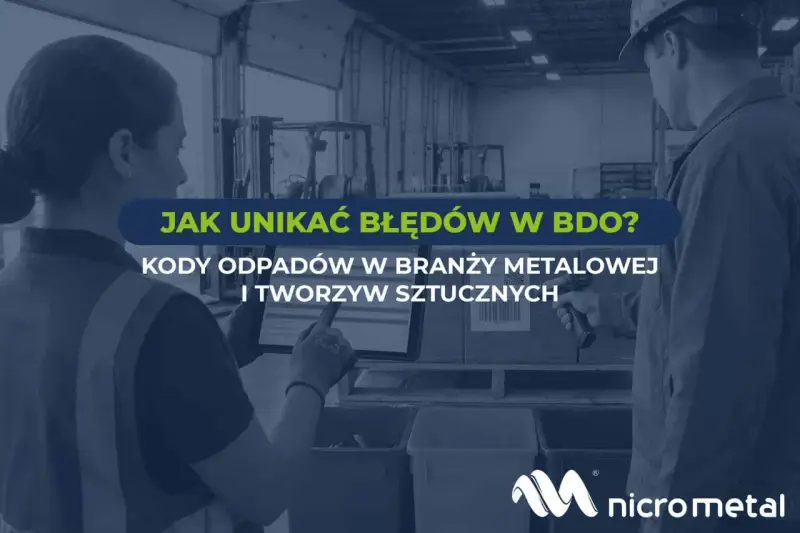 Kobieta i mężczyzna w magazynie omawiają kody odpadów w branży metalowej i tworzyw sztucznych. 19 12 04.