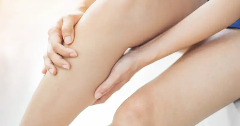 Do jakiego lekarza z bólem nóg? Sprawdź, kto może pomóc w bólu