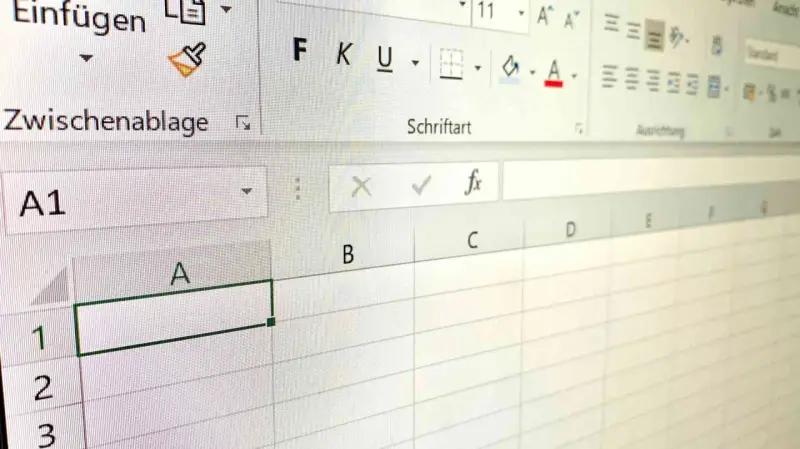 Excel-Tabelle zeigt Zelle A1. Hier kann man den datum monat als zahl eingeben, um den Überblick zu behalten.