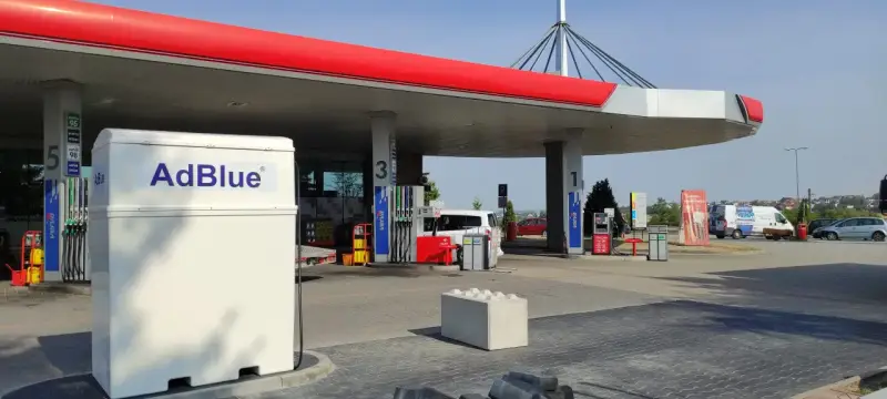 Dystrybutor AdBlue na stacji Orlen. Sprawdź aktualną cenę AdBlue, aby zadbać o swój pojazd.