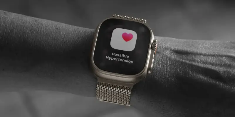 Zegarek watchOS pokazuje powiadomienie o możliwym nadciśnieniu.