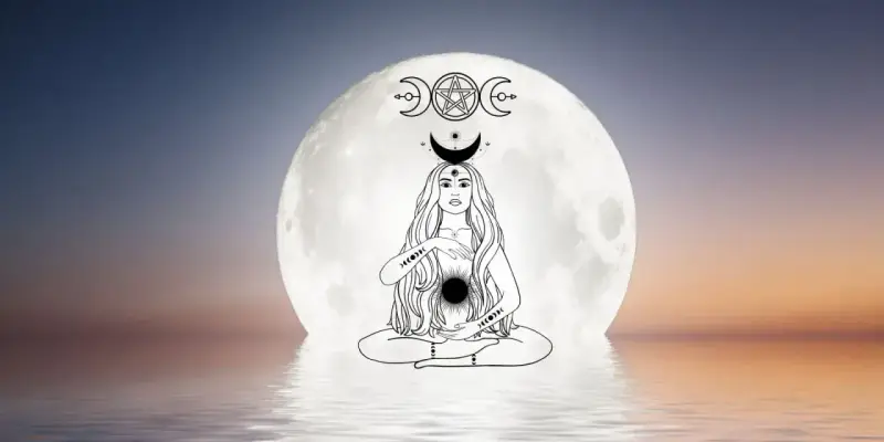 Une femme médite devant une pleine lune, symbole de la mère. Son corps est orné de symboles lunaires et d'un pentagramme.
