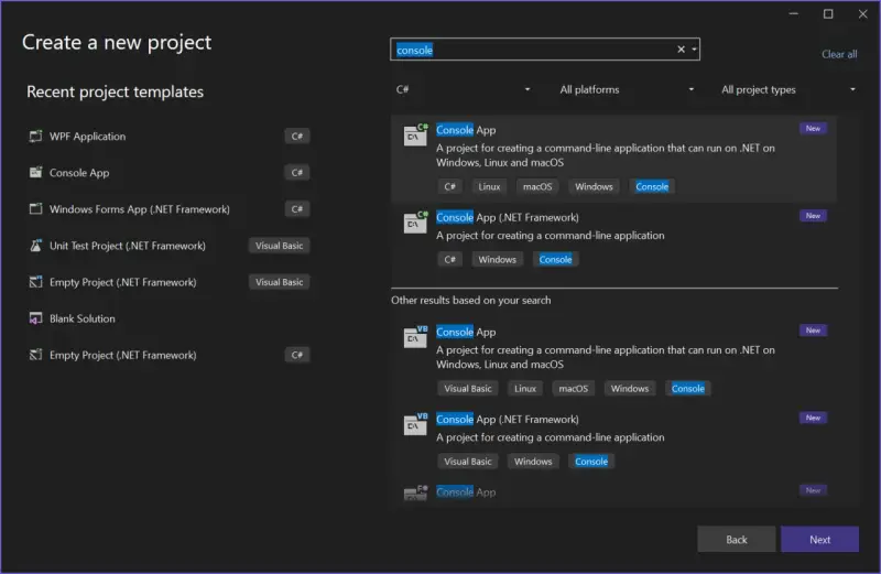 Wybór szablonu "Console App" w **Microsoft Visual Studio** do tworzenia aplikacji konsolowej.