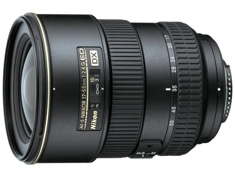 Obiektyw Nikon AF-S DX NIKKOR 17-55mm f/2.8G ED z widocznymi oznaczeniami ogniskowych i przysłony.