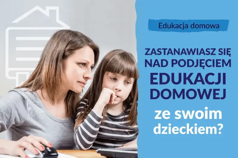 Kobieta i dziecko pochyleni nad komputerem, rozważają edukację domową.