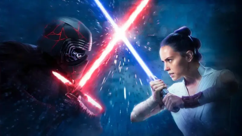 Kylo Ren i Rey, dwójka walczących ze sobą **jedi**, krzyżują miecze świetlne w epickim starciu.