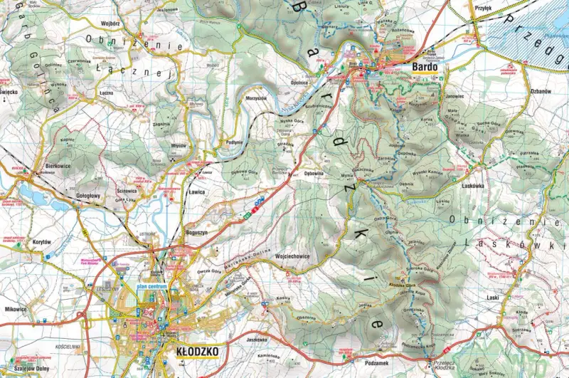 Mapa turystyczna Ziemi Kłodzkiej z zaznaczonymi szlakami, miejscowościami i zabytkami. Odkryj atrakcje regionu!