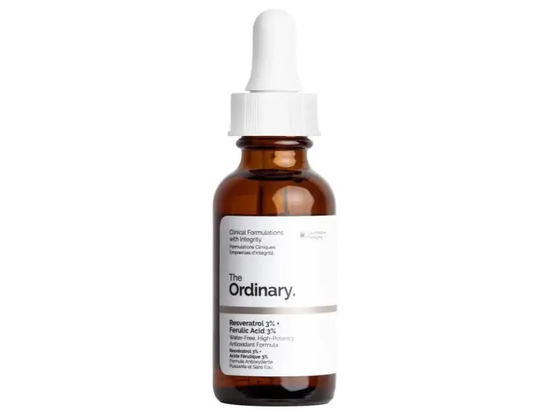 Brązowa buteleczka z pipetką, serum z kwasem ferulowym The Ordinary.