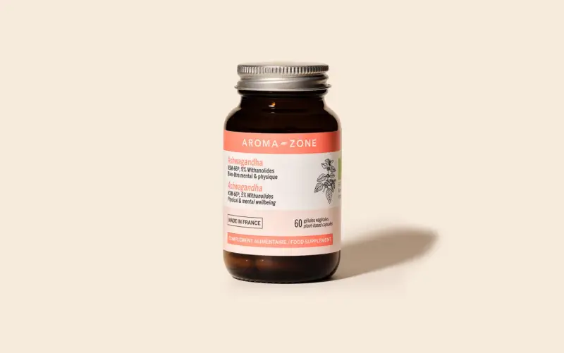 Flacone di integratore Ashwagandha Aroma-Zone. Molti credono che l'ashwagandha fa dimagrire, supportando benessere fisico e mentale.