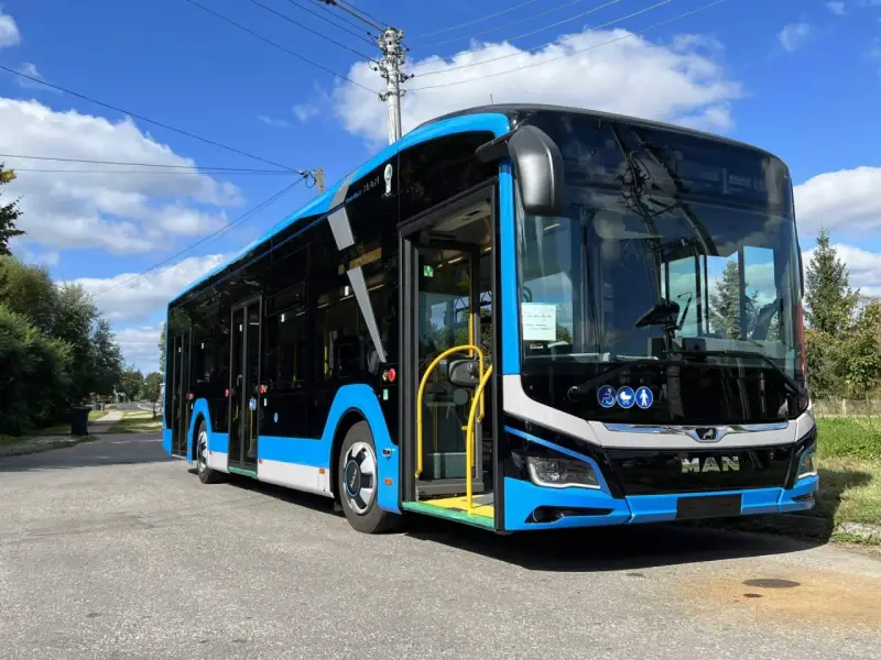 Nowy autobus MAN w Zamościu. Sprawdź zamość mzk rozkład jazdy, by poznać trasy i godziny odjazdów.