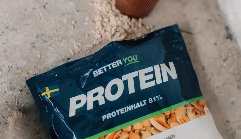 En påse Better You Protein med 81% proteinhalt. Perfekt för dig som vill ha ett långsamt protein för en jämn energitillförsel.