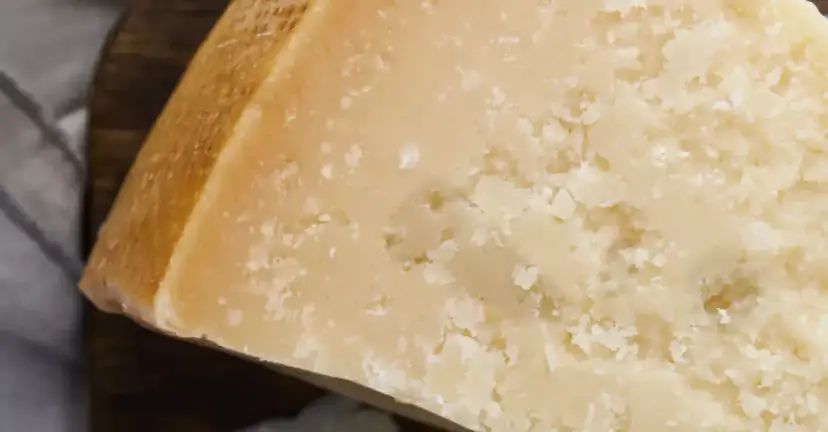 Gdzie można kupić parmezan? Odkryj najlepsze miejsca w Polsce