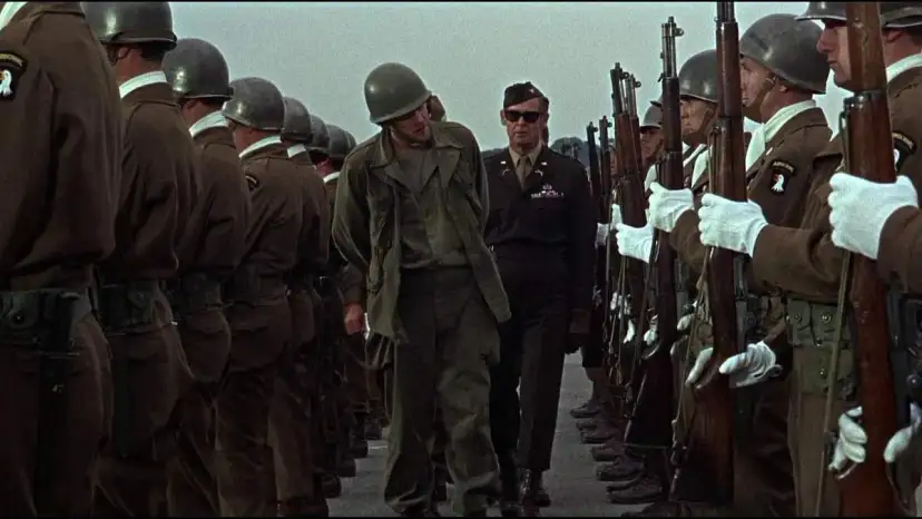 Najlepsze filmy o wojsku, które musisz zobaczyć, aby zrozumieć wojnę