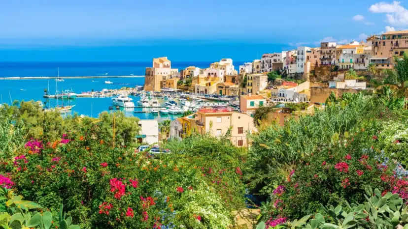 Gdzie zjeść w Castellammare del Golfo? Odkryj najlepsze lokale!