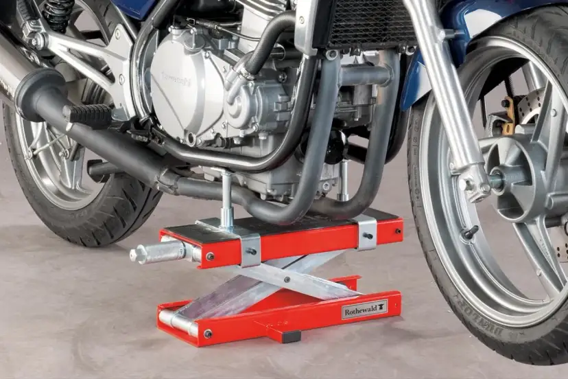Jak zrobić podnośnik motocyklowy? Bezpiecznie i tanio!