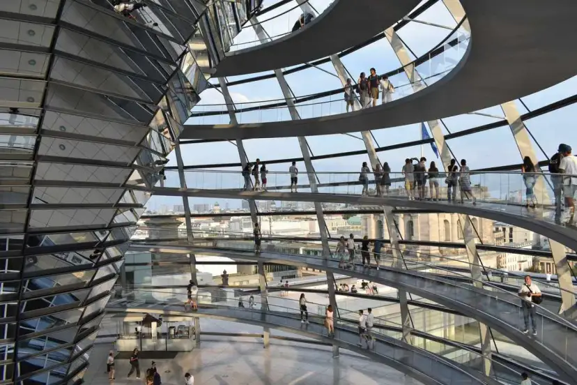 Attrazioni Berlino: Guida Completa per un Viaggio Indimenticabile