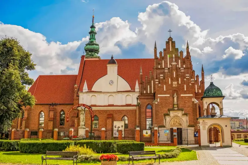 Radom: Ponad 30 kościołów! Poznaj ich historię i architekturę