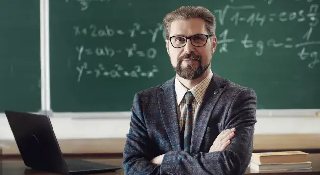 Wicedyrektor: czy zarządzanie oświatą jest konieczne?