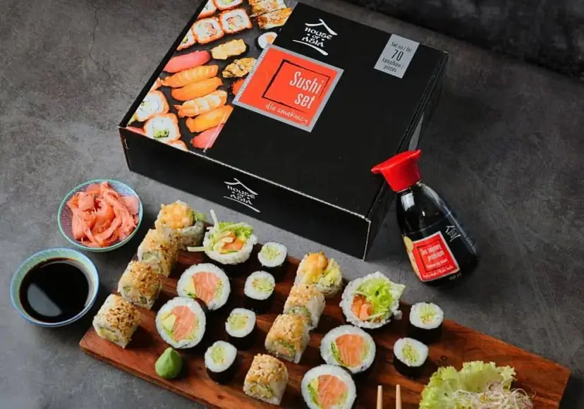 Domowe sushi: lista zakupów, składniki i akcesoria dla początkujących