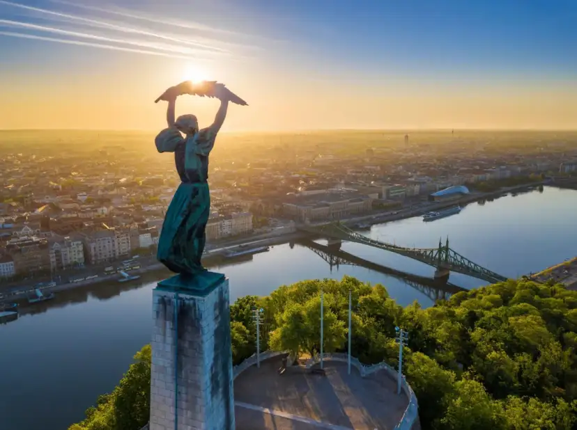Budapest: Attrazioni Imperdibili e Consigli per il Tuo Viaggio