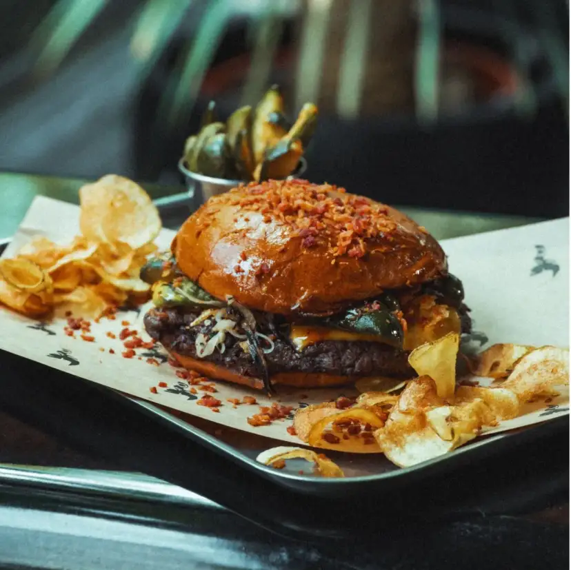 Jak zrobić idealnego burgera wołowego? Przepis mistrza!