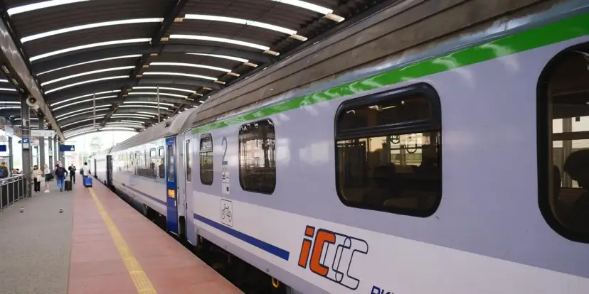 Czy można zmienić godzinę biletu PKP? Oto co musisz wiedzieć