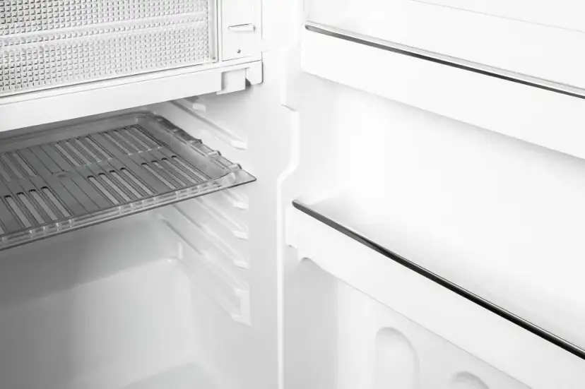 Zamrażarka się "poci"? Diagnoza i naprawa krok po kroku!