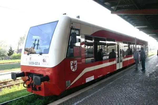 Szynobus Tarnobrzeg Rzeszów: Rozkład Jazdy, Bilety. Jak oszczędzić?