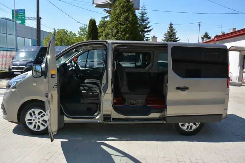 Ile pali bus 8 osobowy? Odkryj nieznane fakty o spalaniu