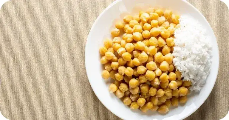 Ciecierzyca: Niski IG (28-35)? Stabilny cukier i zdrowa dieta!