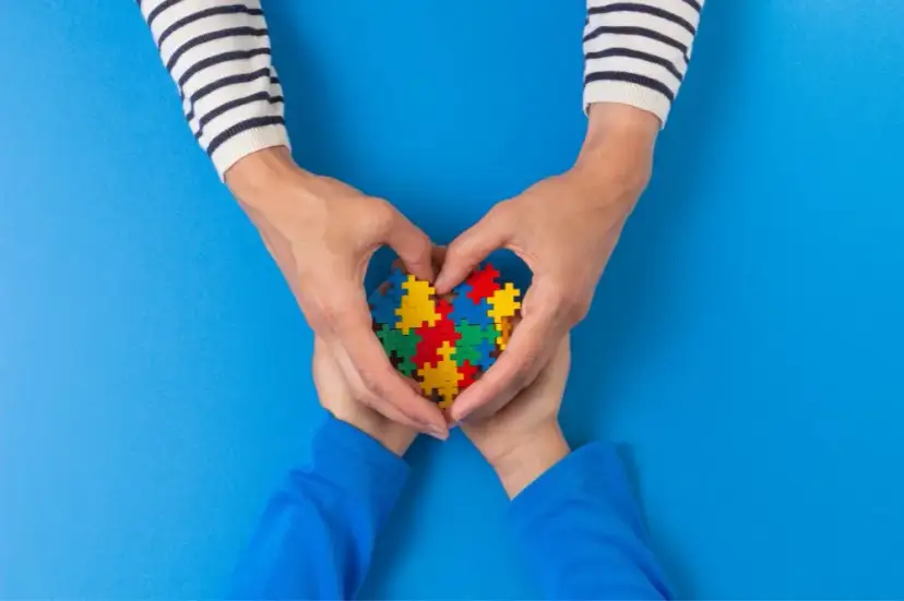 Jak skutecznie wspierać dziecko z zespołem aspergera w codziennym życiu