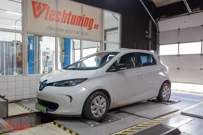 Chip tuning ile koni: Jak zwiększyć moc silnika bez ryzyka?