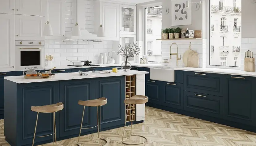 Co na stare kafelki w kuchni? Tanie sposoby na szybkie odświeżenie