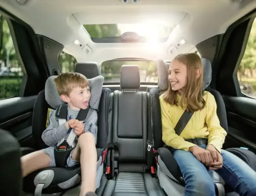 Pasy bezpieczeństwa z tyłu od kiedy są obowiązkowe i co grozi za ich brak