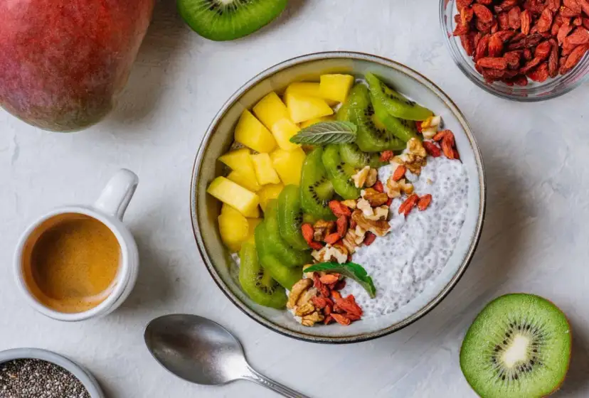 Pomysły na śniadanie dietetyczne, które pomogą schudnąć i zadbać o zdrowie