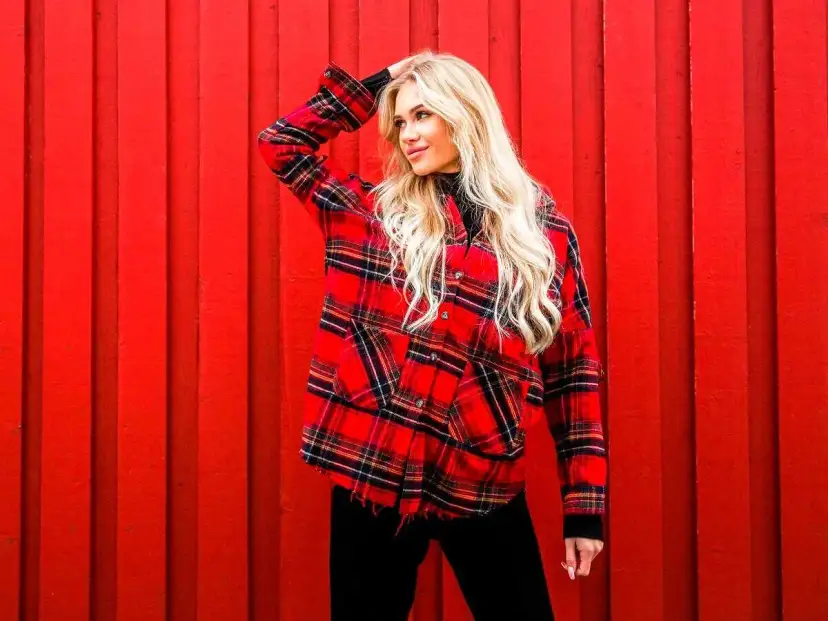 Czy kratka jest modna? Sprawdź, jak ją nosić w tym sezonie