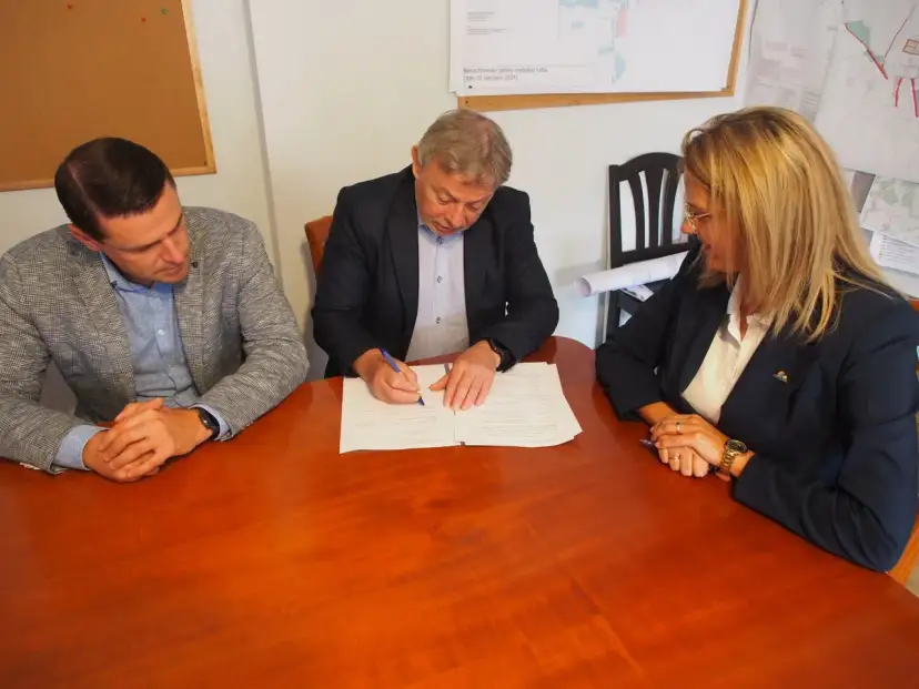 Lębork Łeba: Jak dojechać? Porównanie opcji, czas, koszty!