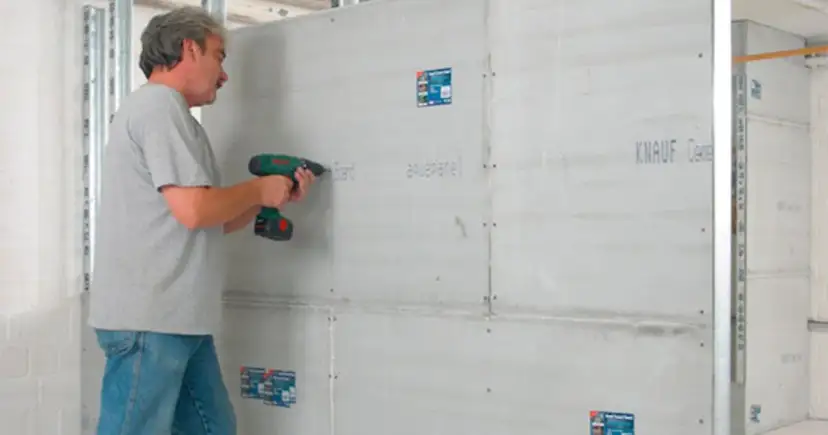Jak położyć karton gips na ścianie? Poradnik krok po kroku