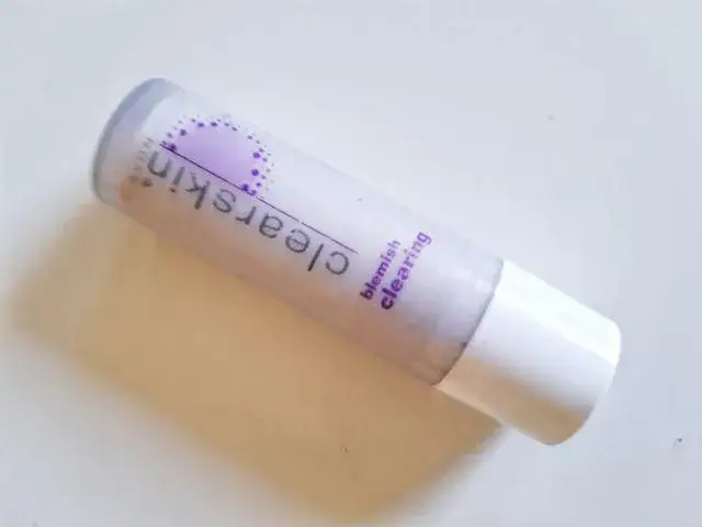 Korektor redukujący niedoskonałości Avon – skuteczne rozwiązania dla cery