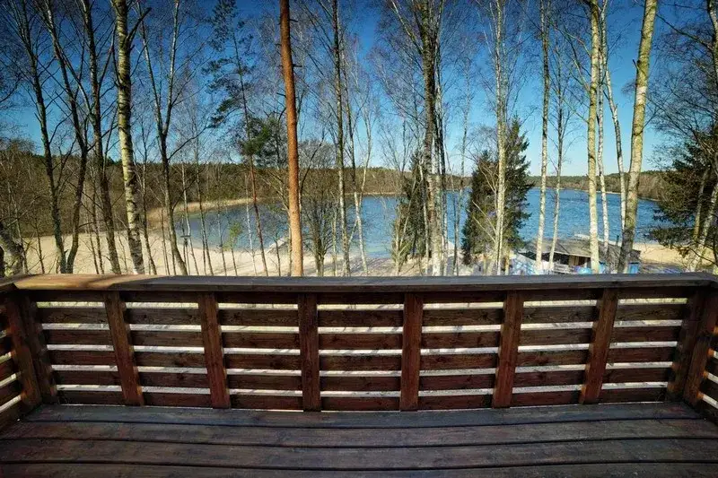 Gdzie nad jezioro z dzieckiem w Wielkopolsce - bezpieczne miejsca na wypoczynek