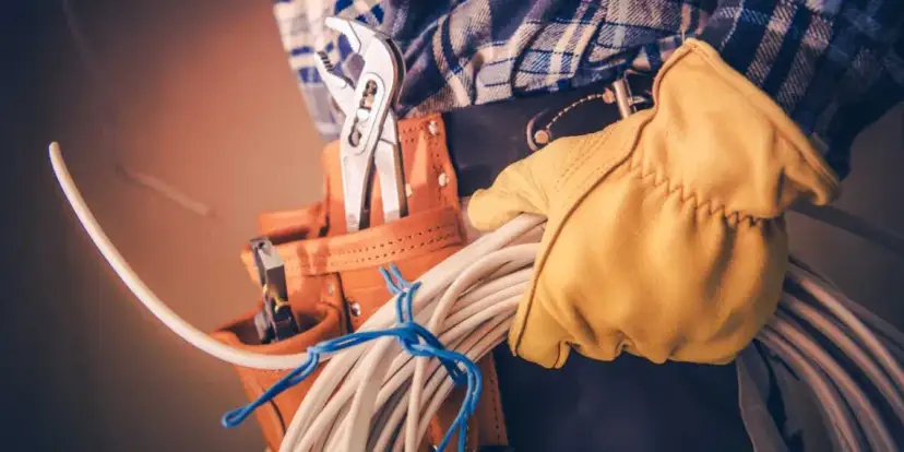 Jak nauczyć się elektryki i zdobyć praktyczne umiejętności w tym zawodzie