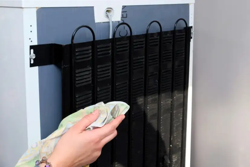 Jak wyczyścić skraplacz w lodówce Beko? Proste kroki do oszczędności