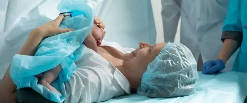 Cesarskie cięcie: ile trwa? Od operacji do rekonwalescencji