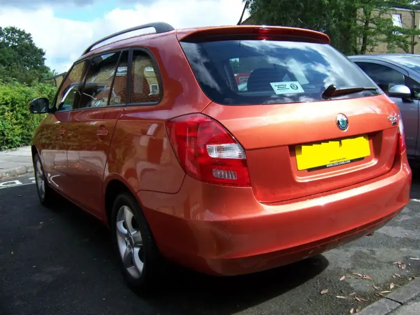 Skoda Fabia 2 pojemność baku - ile litrów paliwa naprawdę zmieścisz?