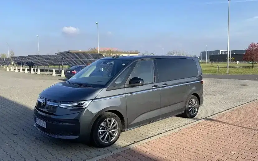 Jaki bus do kurierki: wybierz najlepszy model bez zbędnych kosztów