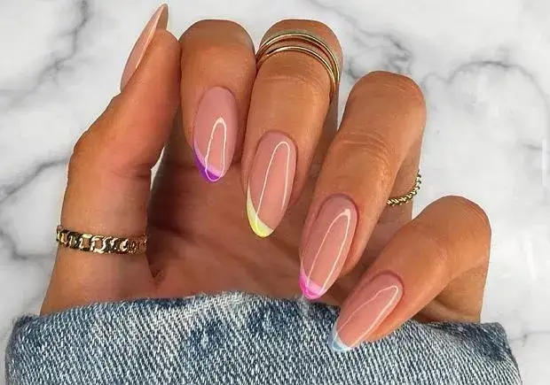 Czy french manicure jest nadal modny? Odkryj nowe trendy i style